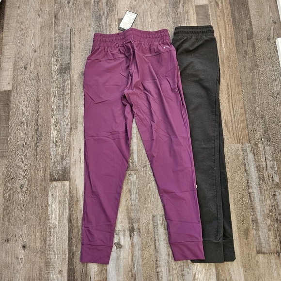2 Joggers Bundle - Picture 5 of 13
